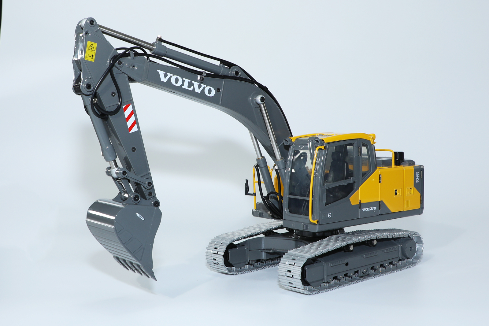 Rc sales excavator greece
